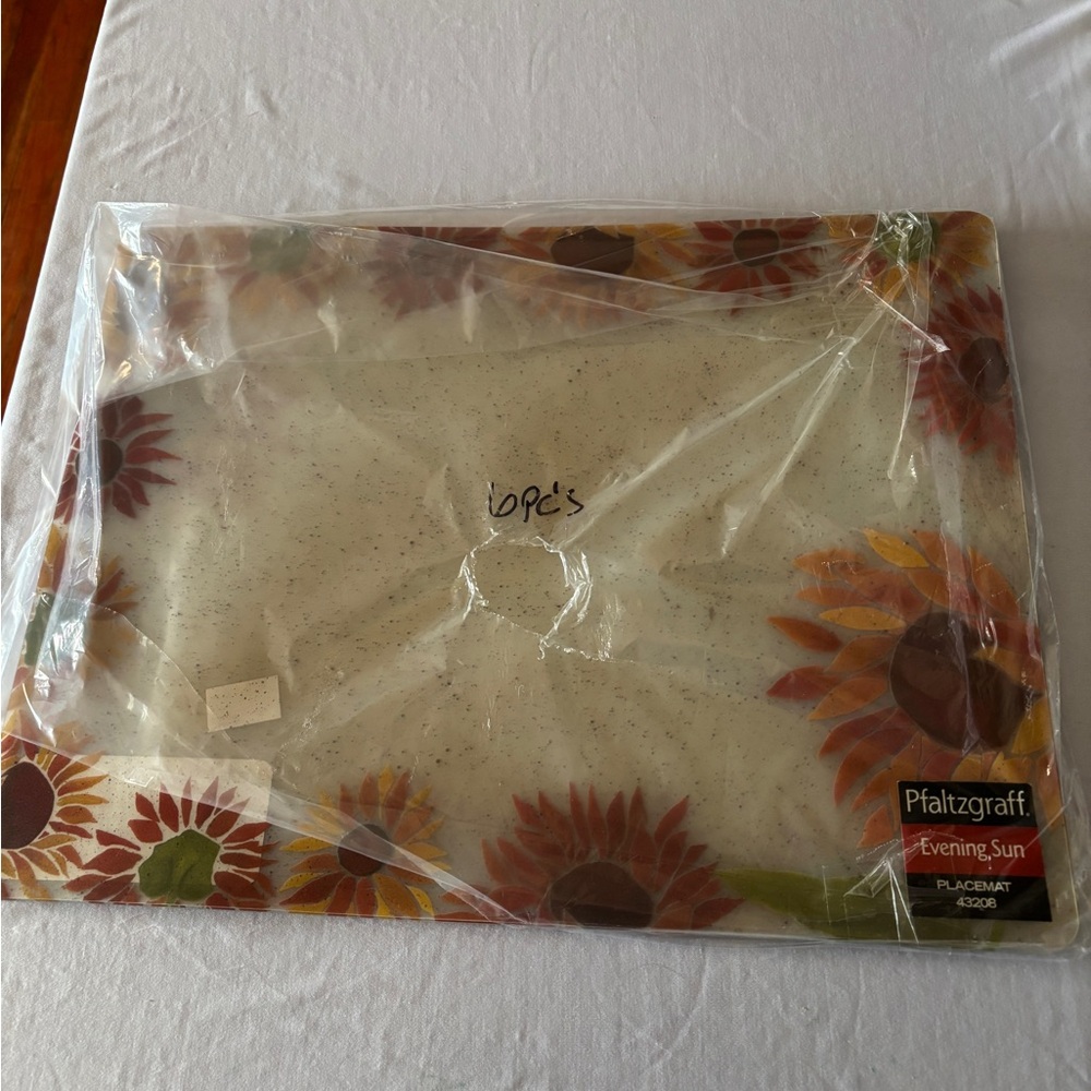 Pfaltzgraff Evening Sun Placemat with Sunflower Design set of 6